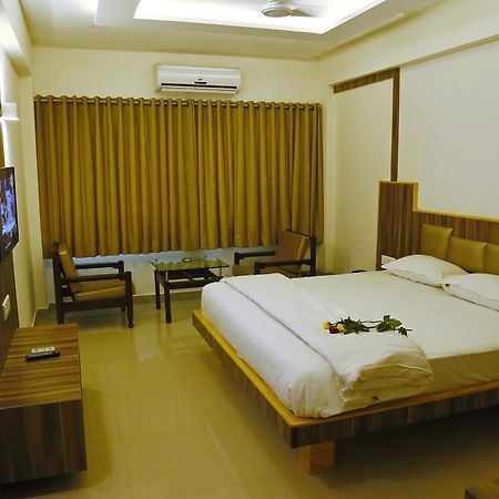 Hotel Sivaranjani Erode Exteriér fotografie