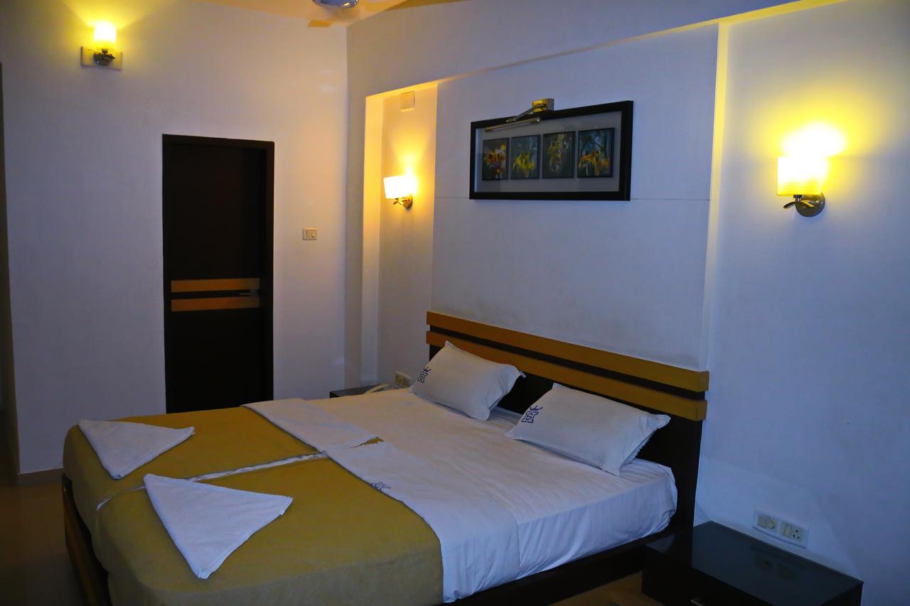 Hotel Sivaranjani Erode Exteriér fotografie