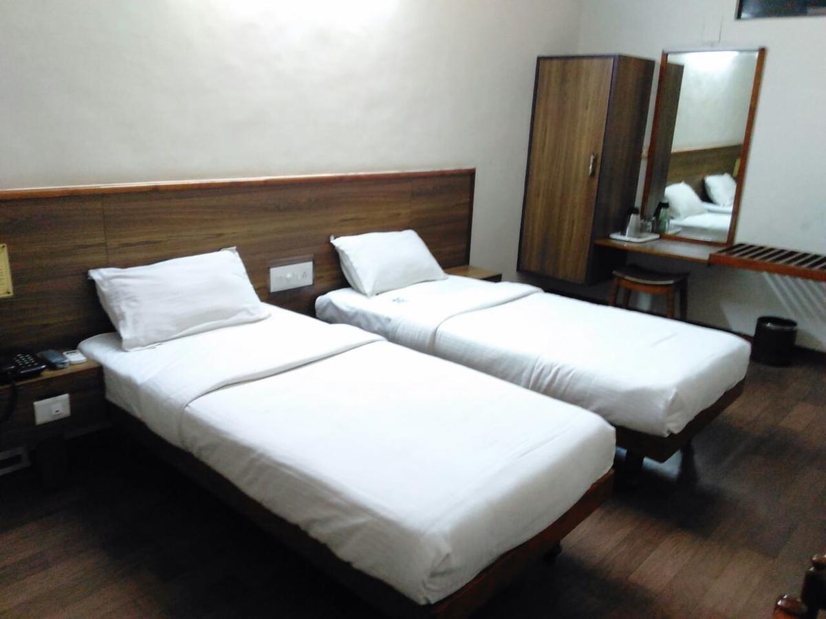 Hotel Sivaranjani Erode Exteriér fotografie